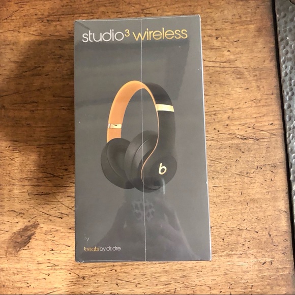 NWT Beats studio 3 wireless - Picture 5 of 6